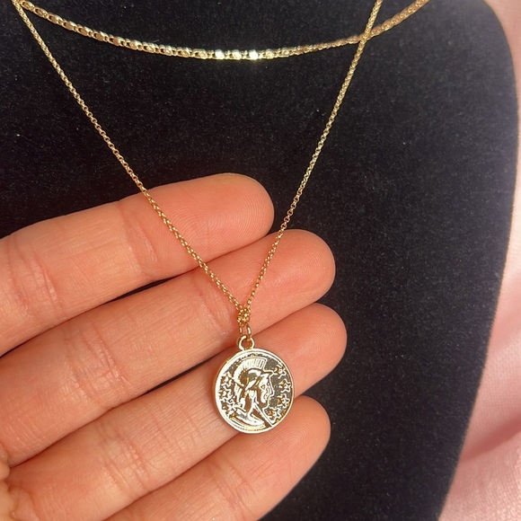 Ettika 2 layered chain necklace Roman coin pendant - Picture 3 of 4